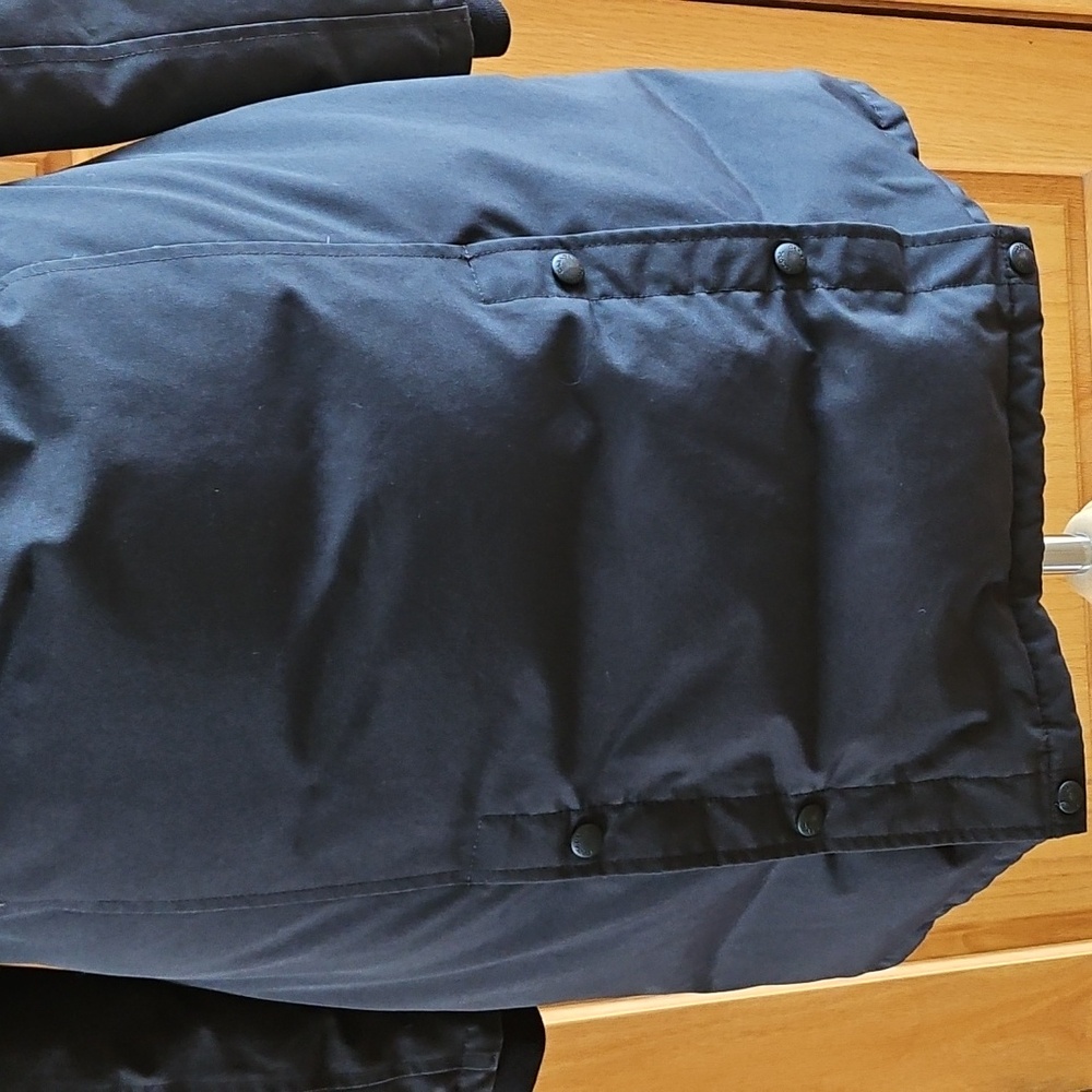 CANADA GOOSE  Kensington Down Parka Jacket In Size M. - Picture 10 of 16